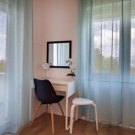 Karmen Apartment